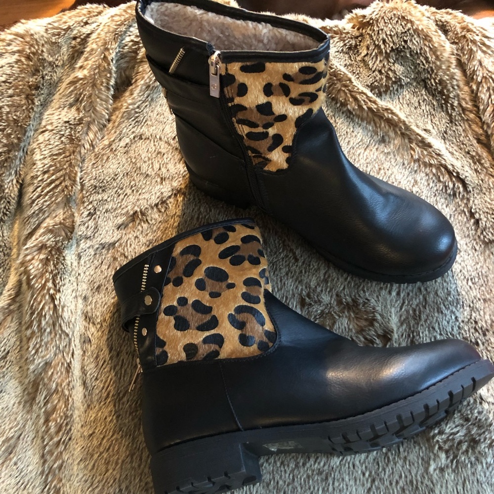 Leopard and Black Women’s Ankle Boots NWOT